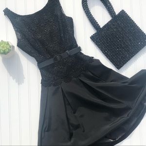 White House Black Market Lace Faille Dress Medium